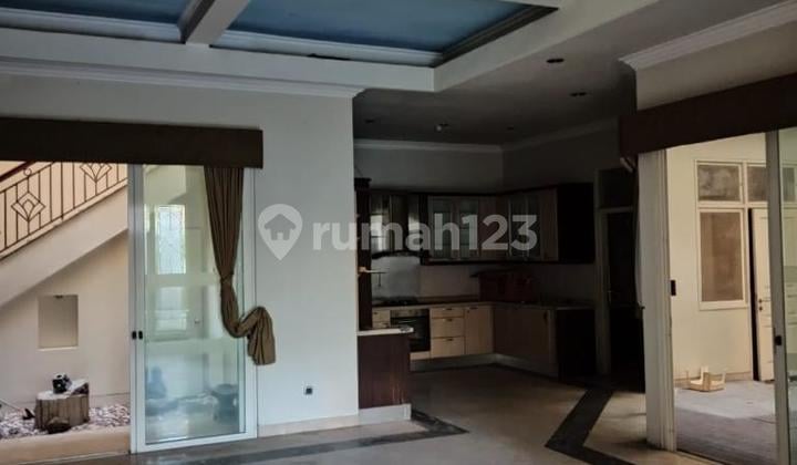 Rumah Usaha Kantor Dharmahusada Punya Lift Dan.kamar Banyak Surabaya Timur Area.elite