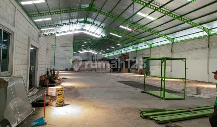Gudang Bersih Trosobo Siap Pakai