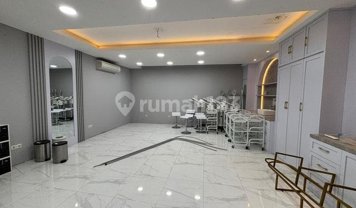 Ruko5 Lantai.lift Raya Bukit Darmo.golf Sebrang Pakuwon Mall