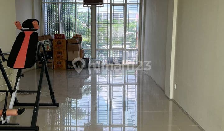 Ruko 3.Lantai Northwest Park Citraland Utara 2 Jejer Jadi 1