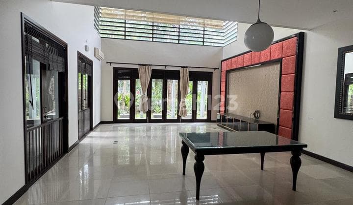 Rumah Modern 2.Lantai.furnish Graha Family