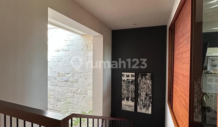 Rumah Golf View Mmewah Furnish Surabaya Barat Ppakuwonindah