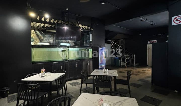 8 Ruko Raya Merr 3 Floors Turned into 1 Commercial Area