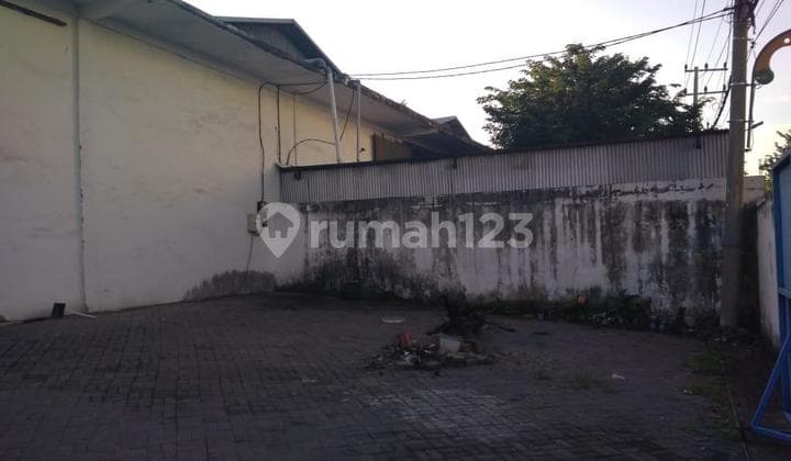 Gudang Siap.pakai Mayjend Sungkono Gresik Bebas Banjir