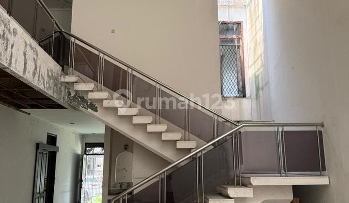 Hitung Tanah ! Rumah Intercon Lt10x25 Hrg 5.5M Nego