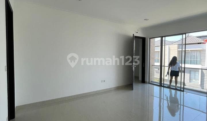 Rumah Cluster Piano Golf Island, Lt 72m, Hrg 3,3M, Jakarta Utara