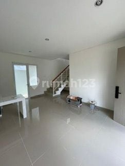 2-Storey House in Central Gading Serpong, Near BSD Access
