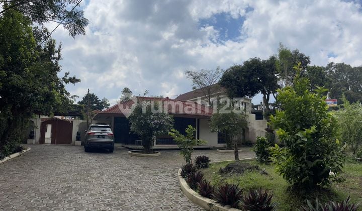 JUAL CEPAT RUMAH LAMA GEGER KALONG MAINROAD, BANDUNG UTARA