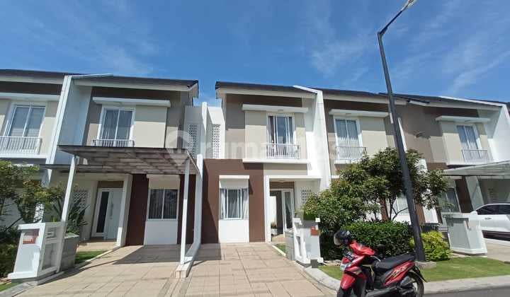 CHEAPEST QUICK SALE OF READY-TO-OCCUPY MINIMALIST LUXURY HOUSE IN EXCLUSIVE SUMARECON COMPLEX, BANDUNG CITY, RARELY FOR SALE