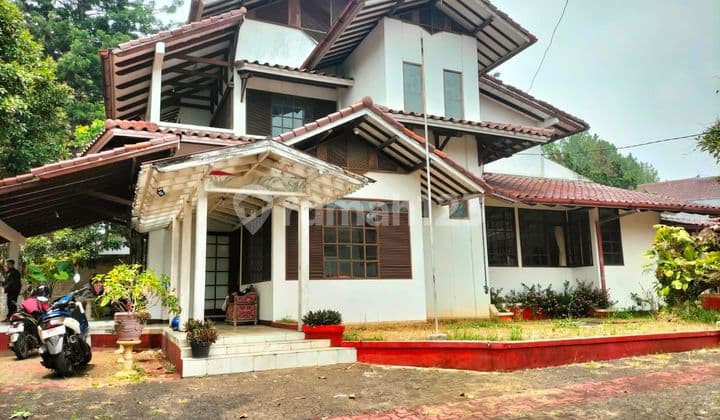 JUAL CEPAT MURAAH RUMAH BANGUNAN LAMA TERAWAT JL: CIGADUNG KOTA BANDUNG UTARA, KAWASAN SEJUK PEGUNUNGAN BANDUNG UTARA, BARANG LANGKA SAPA CEPAT DIA YANG DAPAT