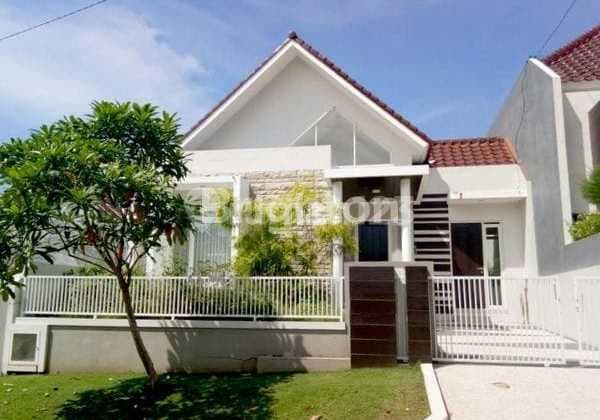 Furnished Home in Dieng Tidar Austinville Area, Malang