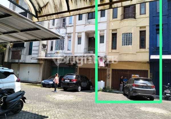 3-Storey Shophouse in Purwantoro Area, Malang