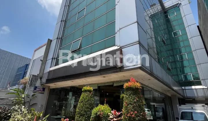 Ruko 5 Lantai Siap Pakai Daerah Poros Klojen
