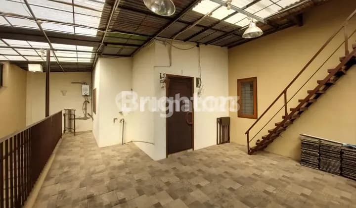 Gudang dan Rumah Daerah Janti Sukun Malang