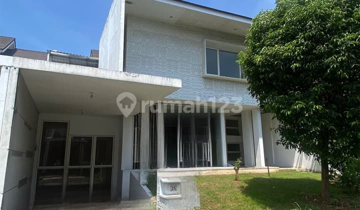 Dijual Rumah 2 Lantai di Alam Sutera Cluster Victoria Tangerang.