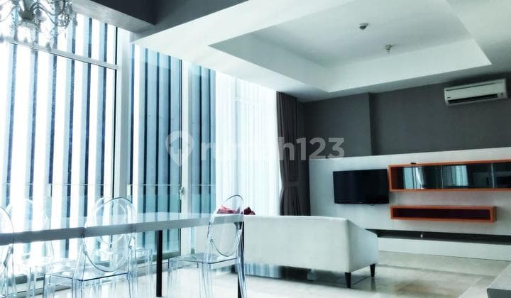 Dijual rumah bagus 3 lantai jarang ada di Cluster Leonora Sumarecon Gading Serpong