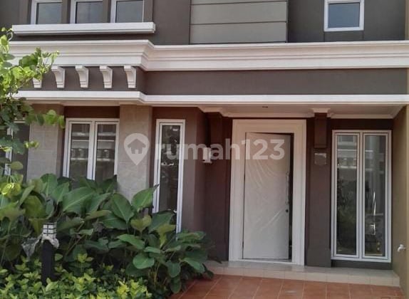 dijual rumah 2 lantai di Karelia Paramount Gading Serpong