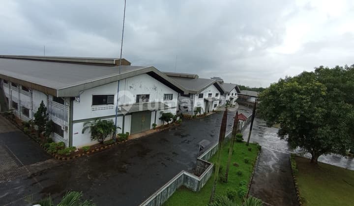 Dijual Gudang di kota Tangerang dekat pintu Toll Tangerang +/- 5 Km lokasi strategis