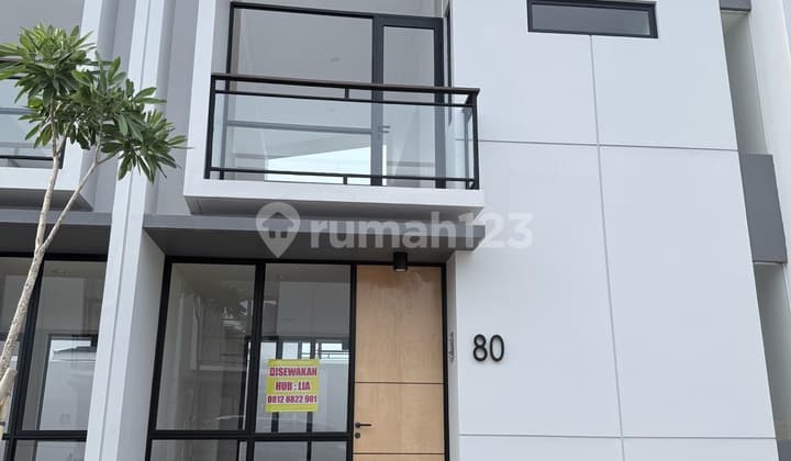 Rumah 2 Lantai di Lippo Karawaci,