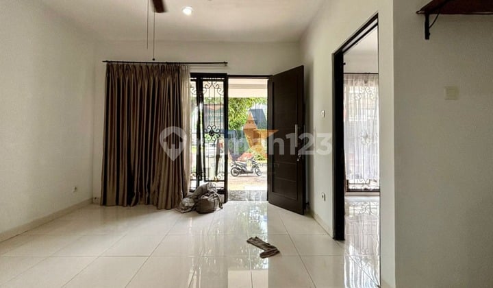Disewakan Rumah Semi Furnished Siao Huni di Cluster Graha Raya