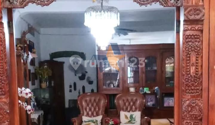 Dijual Cepat Rumah Tinggal & Kost 2 Lantai Dekat Kampus Di Ciputat
