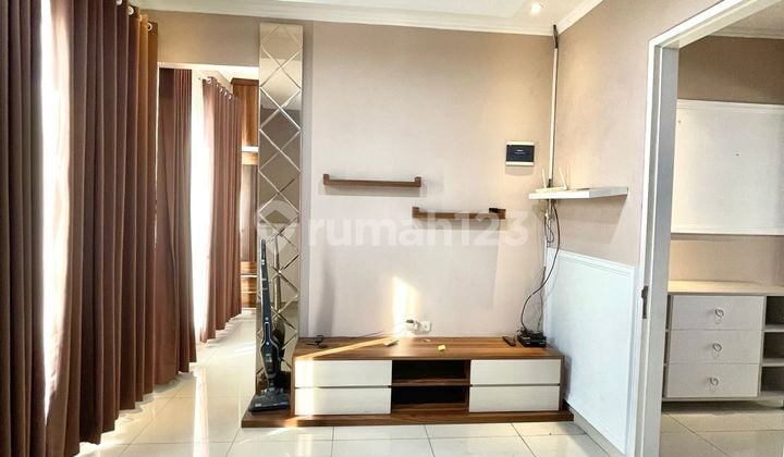 Dijual Rumah Style Modern Elegan Home Siap Huni di Graha Raya