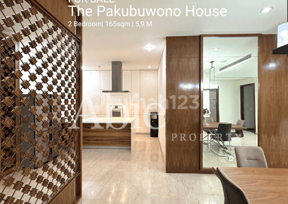 Fast Sale Apartment The Pakubuwono House 2Br