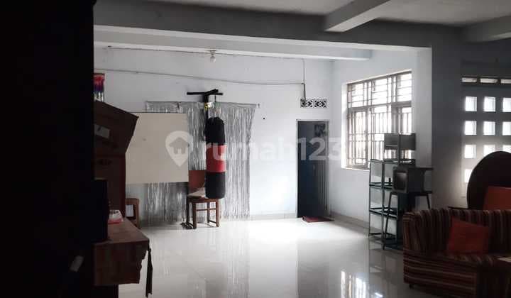 Ruko Strategis Pinggir Jalan Raya - Cocok untuk Usaha! di Sukabumi