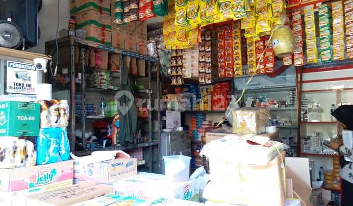 Ruko Berada di Pusat Kota Cocok untuk Grosir di Terusan Pasir Koja