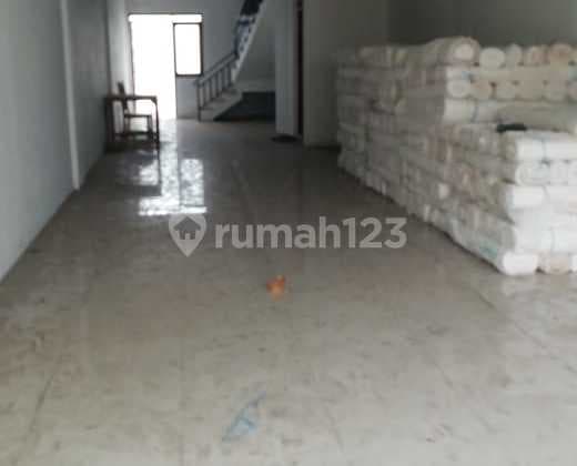 Ruko Cocok untuk Usaha atau Kantor di Manglid