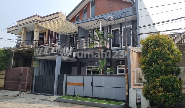 Rumah Bagus Siap Huni di Taman Kopo Indah 2