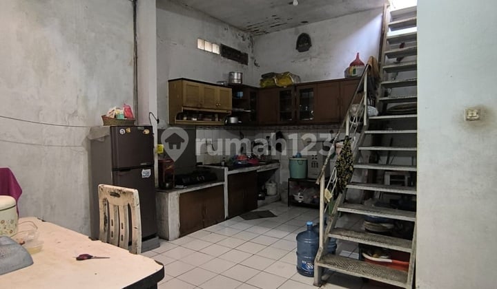 Rumah Minimalis di Taman Kopo Indah 3 - 3 KT, Siap Huni, Bebas Banjir!
