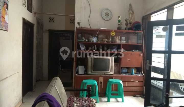 Ruko Kawasan Ramai Dekat Pasar di Kopo Sayati