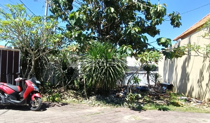 Land for Sale Near Darmawangsa-Nusadua Road