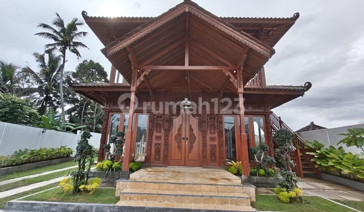 Dijual Villa Joglo Ubud