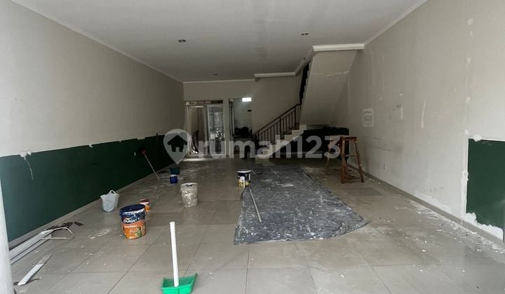 Ruko Dua Lantai Siap Pakai di Lokasi Strategis Cimahi Utara