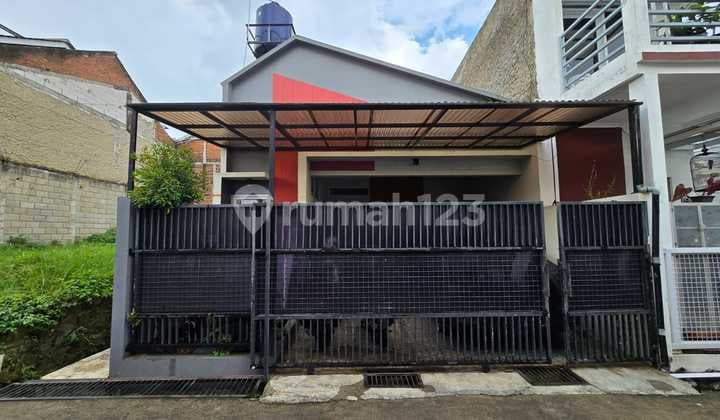 Strategic, Comfortable, Well-Maintained House for Sale in Cimahi Strategic, Comfortable, Well-Maintained House for Sale in Cimahi
