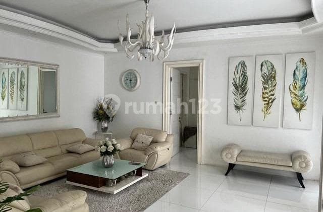 Turun Harga!! Rumah Mewah 2 Lantai di Pondok Hijau – Siap Huni