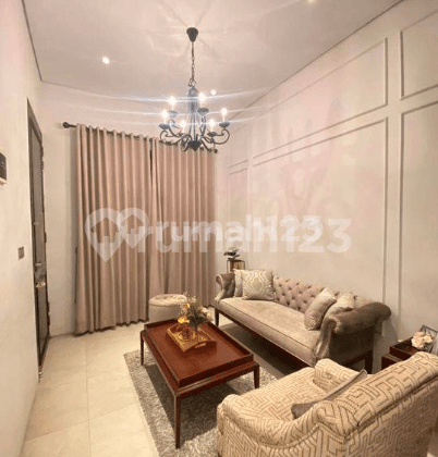 Rumah Modern Lux Dekat Gerbang Tol Buah Batu, Bandung