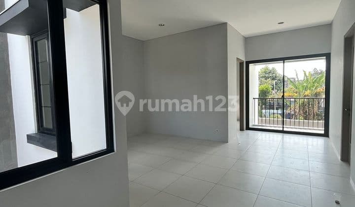 Rumah 2 Lantai Terawat di Cimahi, Akses Mudah & Lingkungan Nyaman