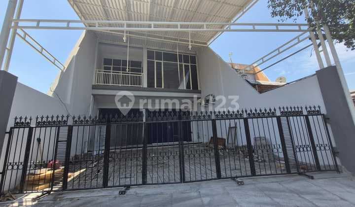 For Rent 2 Commercial Adjacent Shops in Wiyung