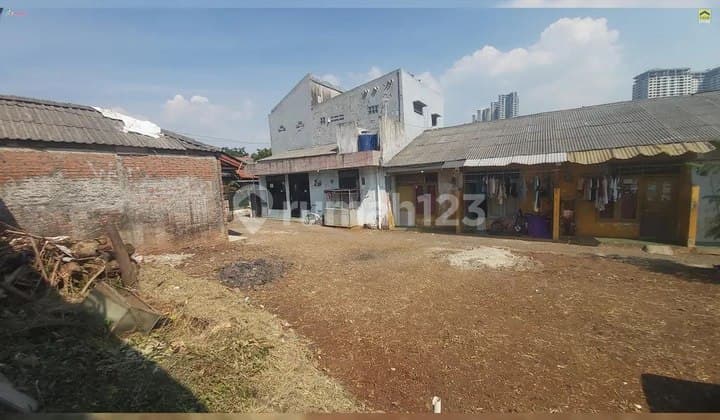 Bebas Banjir, Tanah, SHM, Dekat Akses LRT, Ada di Lingkungan Islami,