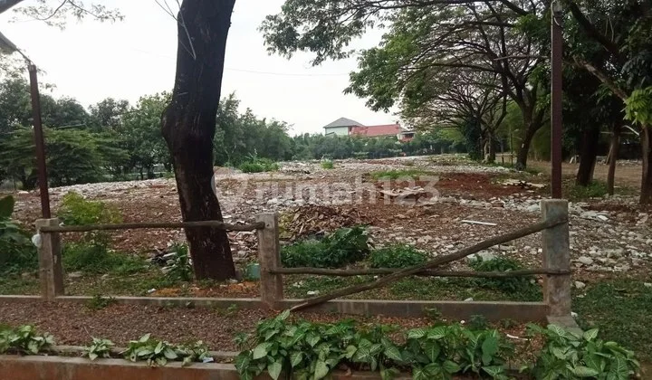 Tanah di Stasiun LRT Cikunir 1, Jl. Caman, Jatibening, Pondokgede, Kota Bekasi, Jawa Barat, Indonesia, 17412, Bekasi Selatan SHM 36974.0 m²