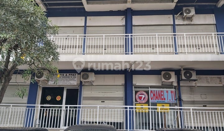 Ruang-Usaha di Jl. Jenderal Ahmad Yani No. 2, Marga Jaya, Bekasi Selatan, Kota Bekasi, Jawa Barat, Indonesia, 45362, Bekasi Kota SHM 10.47 m² Unfurnished