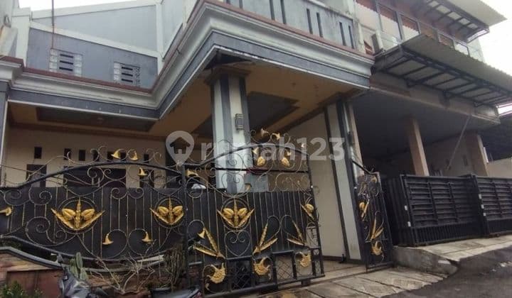 Bebas Banjir, Rumah, 2 Lantai, SHM, Dekat Taman Kota Bintara Bekasi