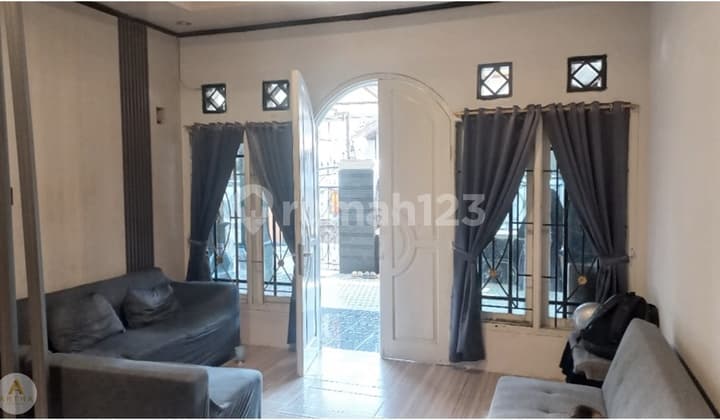 Rumah Bagus Siap Huni Taman Cibaduyut Indah Bandung