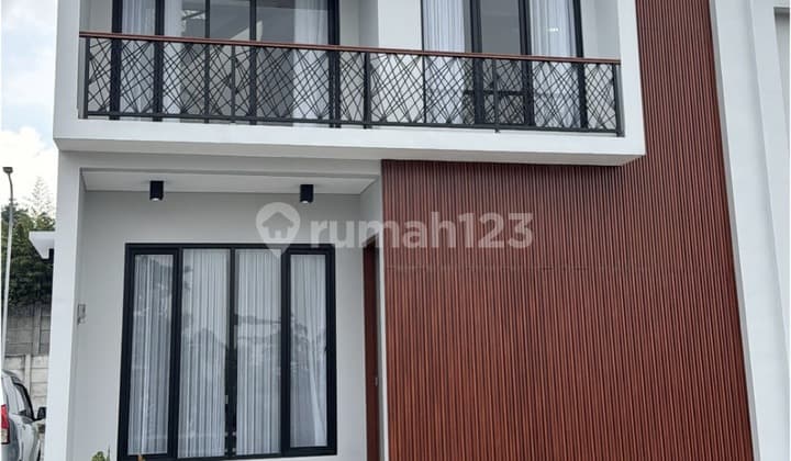 Rumah Modern Lembang View Sangat Bagus Ada Fasilitas Komplek