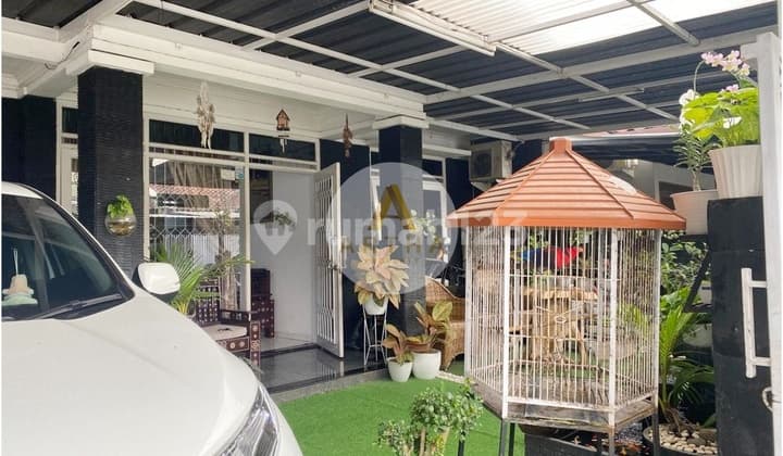 Rumah Bagus Siap Huni di Cluster Batununggal Bandung Dekat Griya