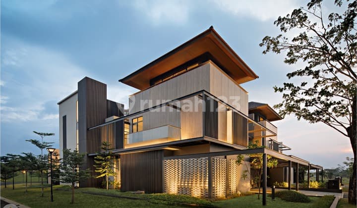 Rumah Mewah Summarecon Bandung Fasilitas Lift Dan Kolam Renang