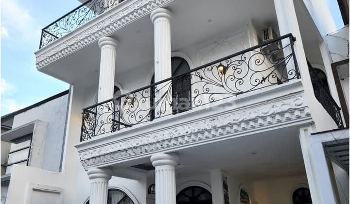 Rumah Mewah Antapani Lokasi Strategis Ada Fasilitas Harga Nego